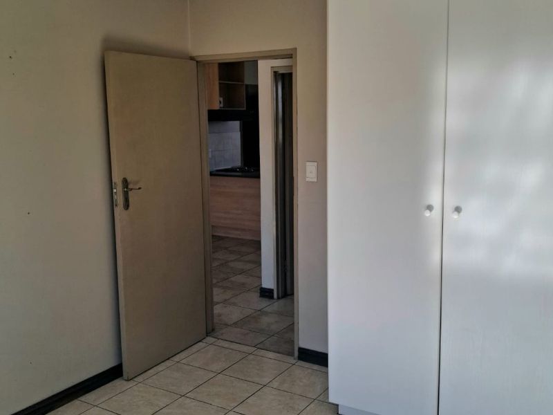 1 Bedroom Apartment to Rent in Halfway House, Midrand - Photo 6