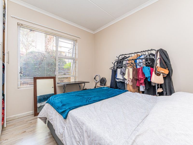2 Bed 1 Bath Investment opportunity - Photo 4