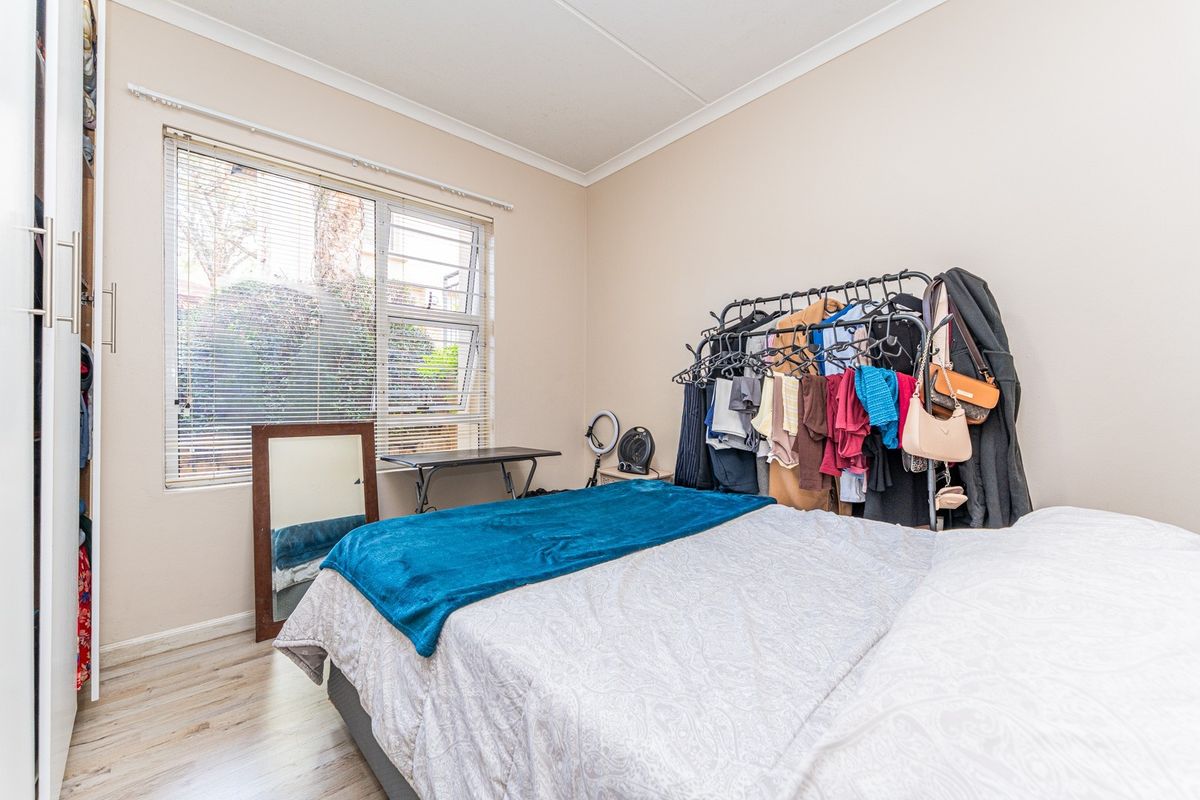 2 Bed 1 Bath Investment opportunity - Photo 4