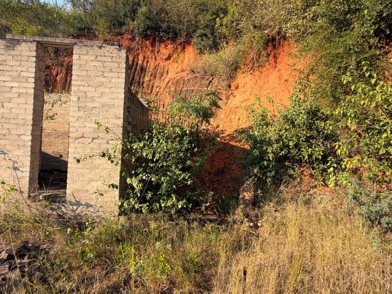 Unfinished house  For Sale in Drum Rock, Nelspruit - Photo 8