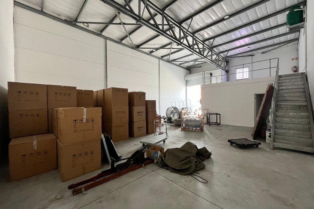 Warehouse To Rent in Brackengate, Brackenfell - Photo 4