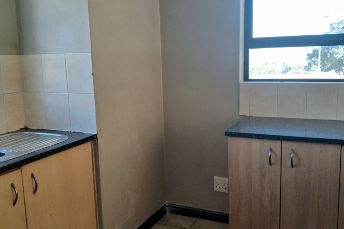 1 Bedroom Apartment to Rent in Halfway House, Midrand - Photo 3