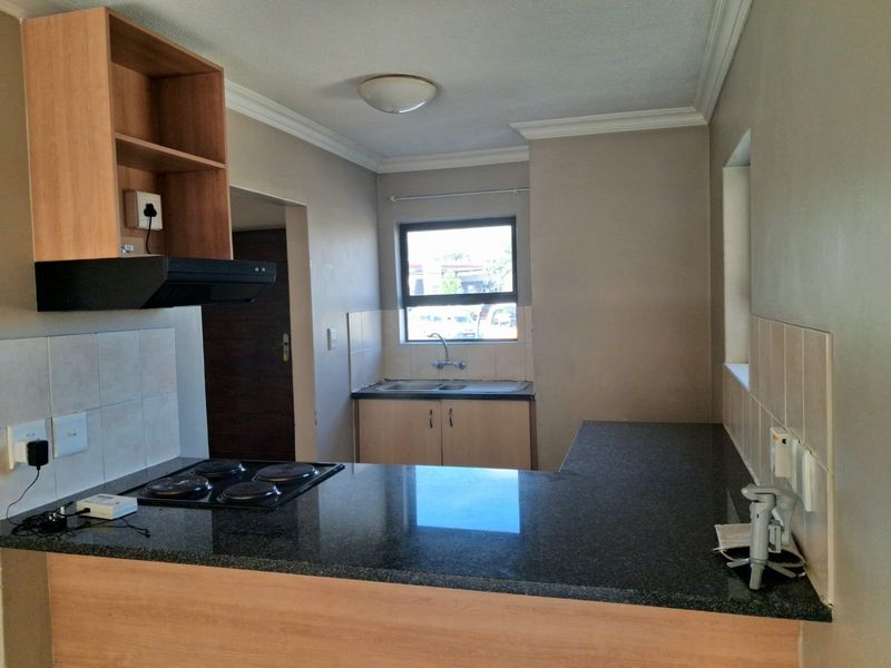 1 Bedroom Apartment to Rent in Halfway House, Midrand - Photo 2