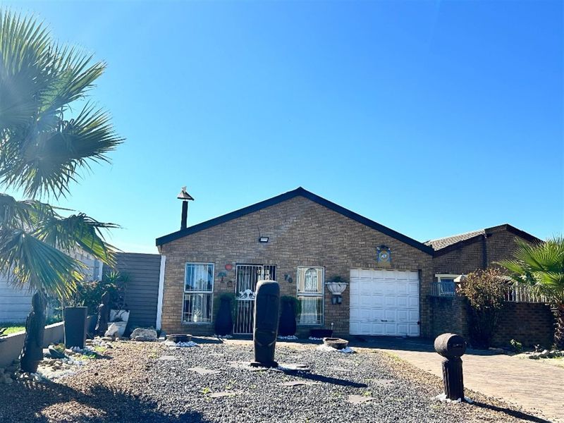House For Sale in Scottsdene, Kraaifontein - Photo 3