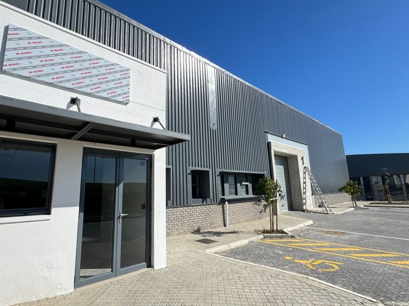 Available Now | A-Grade 976m2 Newly Developed Warehouse To Let in Atlantic Hills, Cape Town. - Photo 3