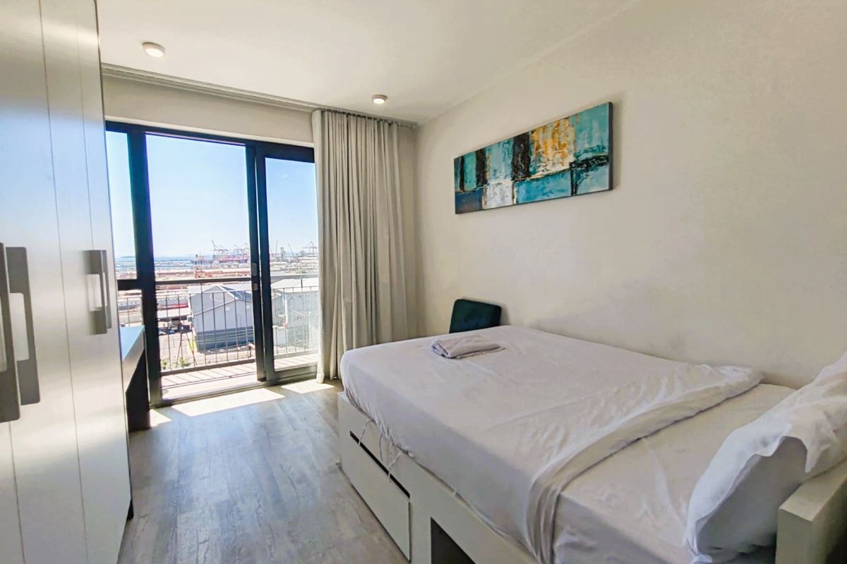 No Transfer Duty, Income Investment Apartments For Sale in Woodstock, Cape Town - Photo 5