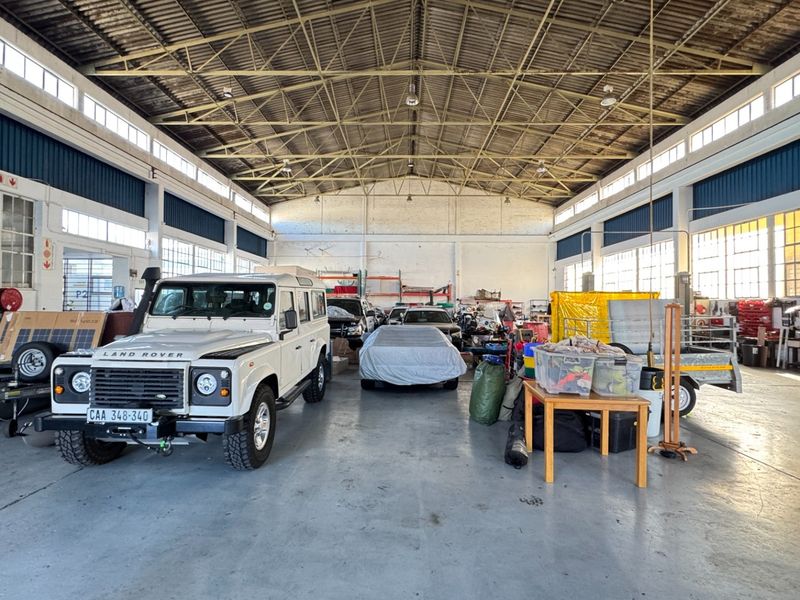 Neat and Secure Warehouse Property  To Let in Paarden Eiland, Cape Town - Photo 9