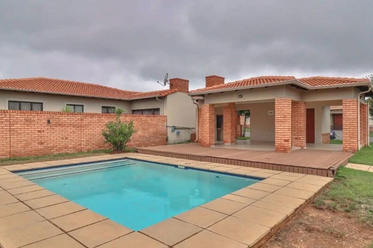 House To Rent in Noordwyk, Midrand - Photo 5