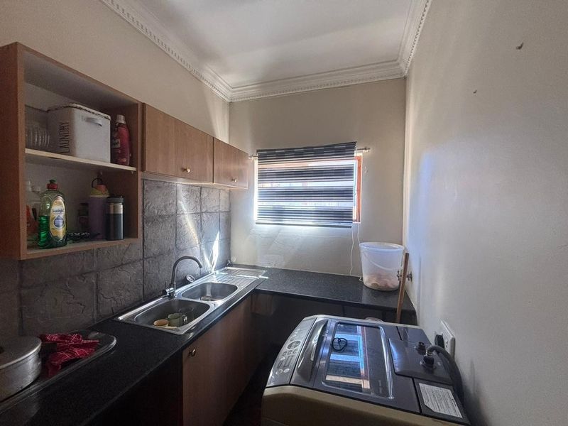 House For Sale in Faerie Glen, Pretoria - Photo 4