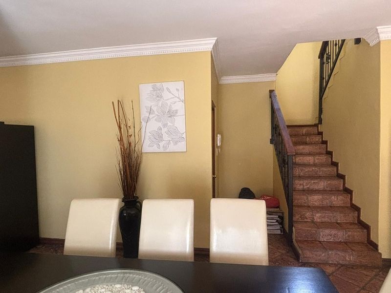 House For Sale in Faerie Glen, Pretoria - Photo 7