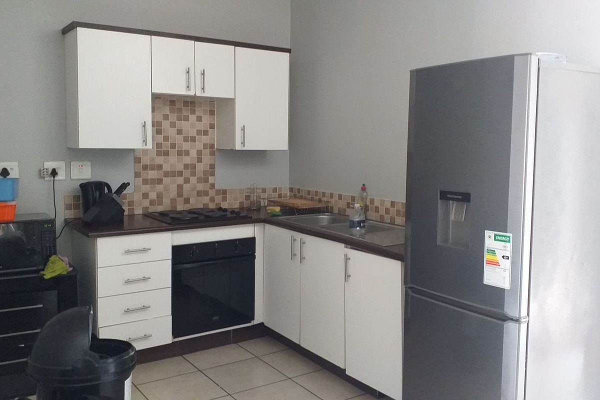 2 Bedroom ,2 Bath apartment for rent in Halfway house - Photo 2