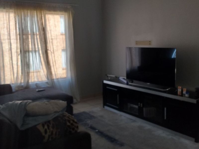 2 Bedroom ,2 Bath apartment for rent in Halfway house - Photo 3