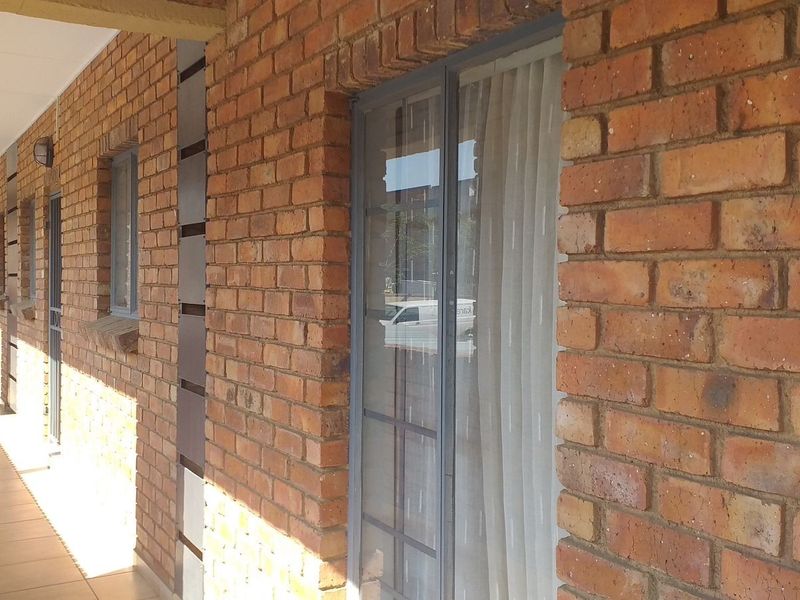 2 Bedroom ,2 Bath apartment for rent in Halfway house - Photo 9