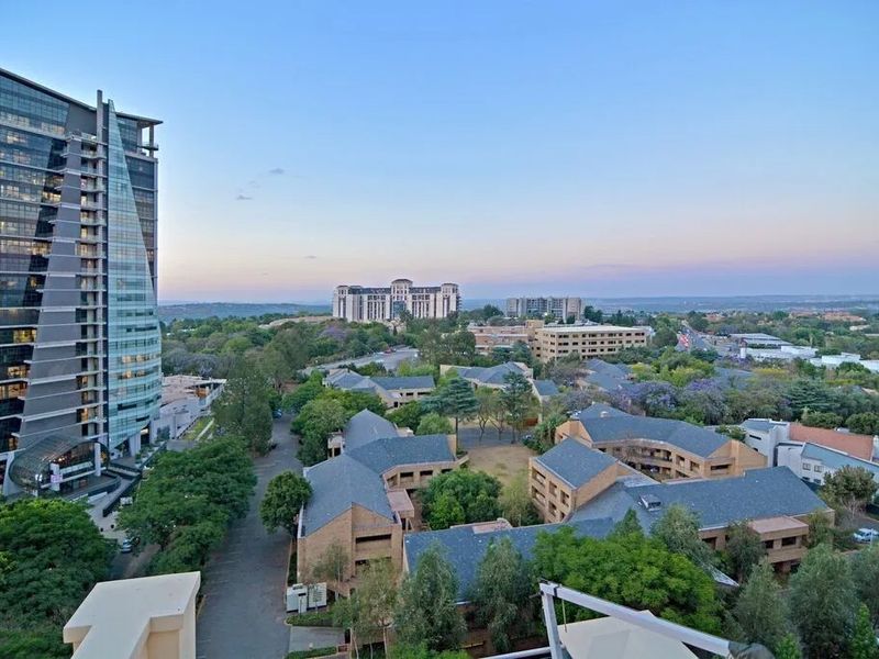 Luxury Triplex Residence - Photo 1