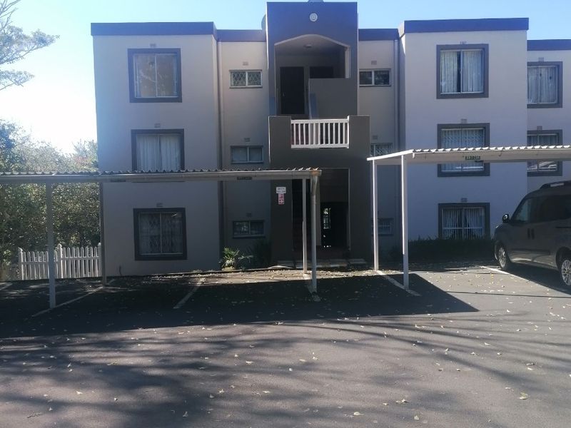 Uvongo Beach. 2 bed apartment in sought after complex - Photo 5