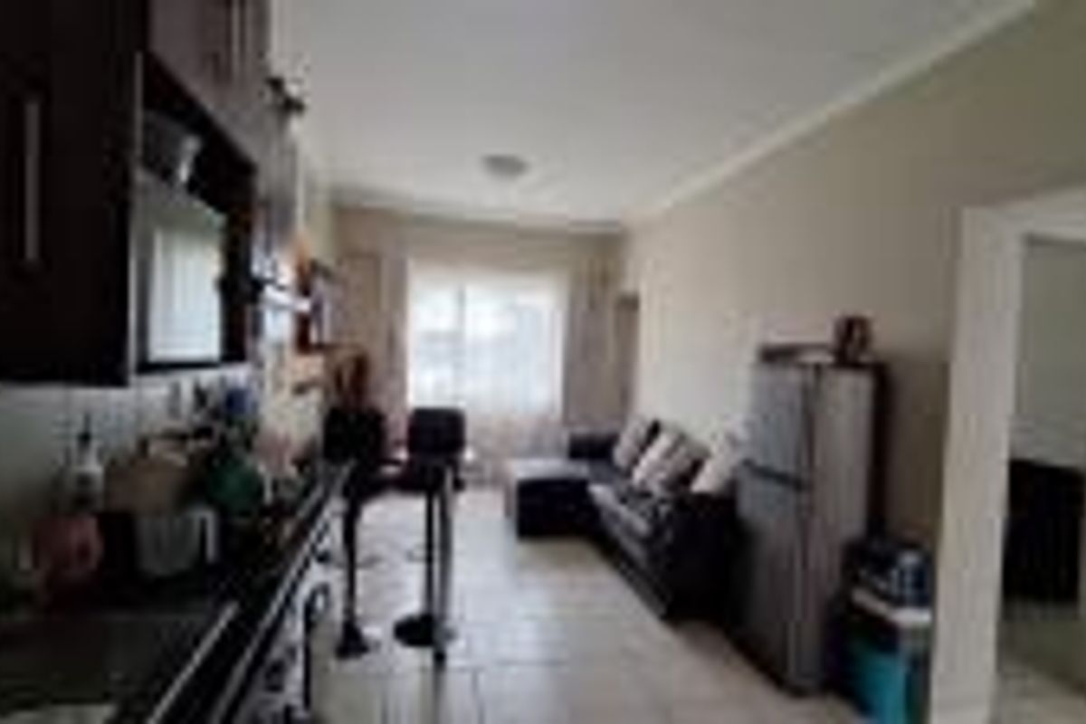 Comfortable 3 Bedroom Apartment for Sale in Rynfield AH, Benoni - Photo 3