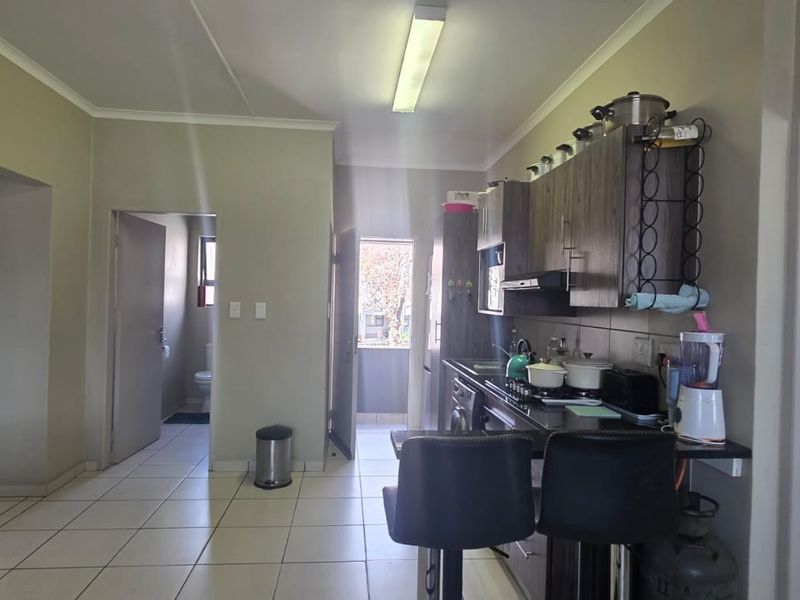 Comfortable 3 Bedroom Apartment for Sale in Rynfield AH, Benoni - Photo 7