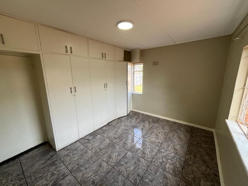 Unlock Dual-Income Potential: The Ultimate Savvy Investor’s Dream in South Ridge, Kimberley - Photo 6