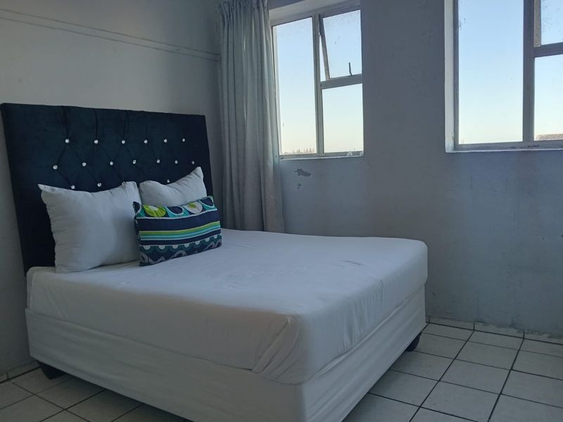 Income Generating 4-Bedroom Investment Apartment in Quigney - Photo 9