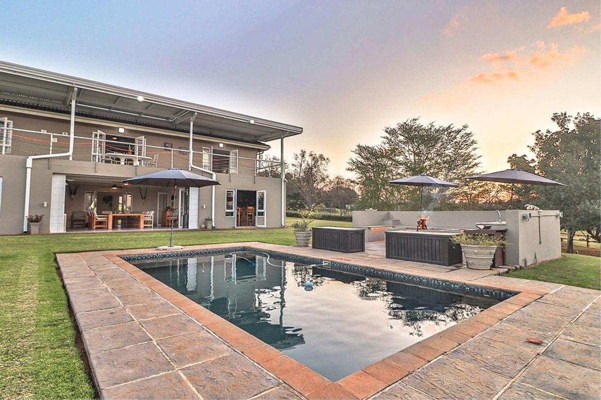 Luxury Home Rental on Yaverland Estate - Photo 3