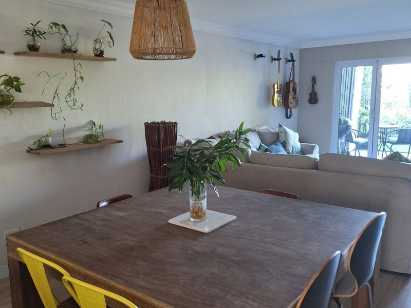 Beautiful Townhouse For Sale in Umdloti Beach, Umdloti, KwaZulu Natal - Photo 2