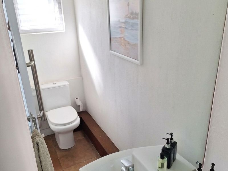 Beautiful Townhouse For Sale in Umdloti Beach, Umdloti, KwaZulu Natal - Photo 10
