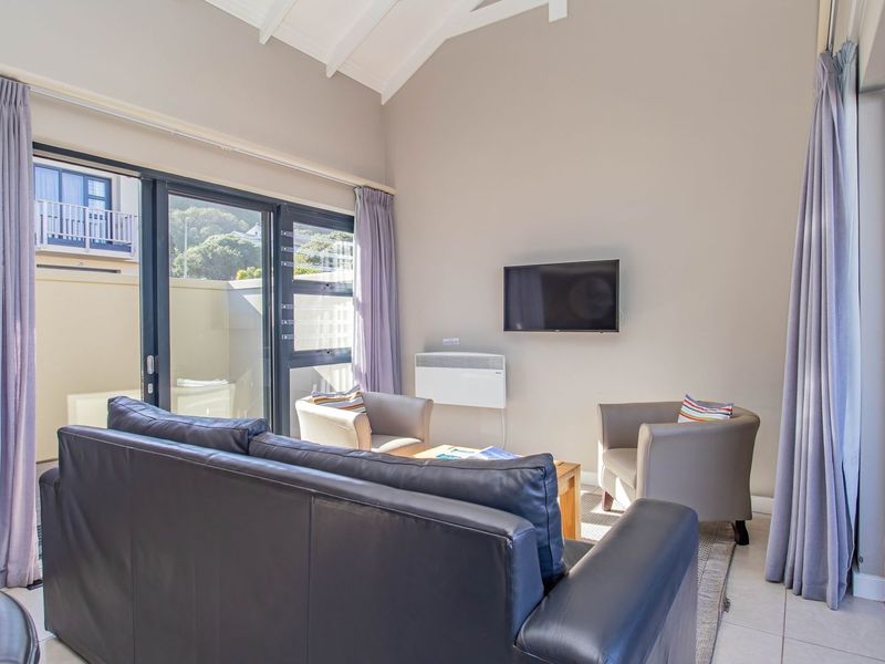 Apartment For Sale in Brenton on Sea - Photo 8