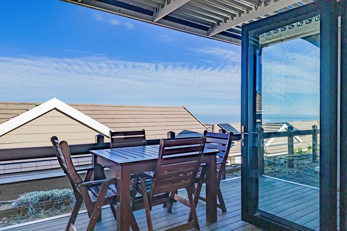 Apartment For Sale in Brenton on Sea - Photo 4