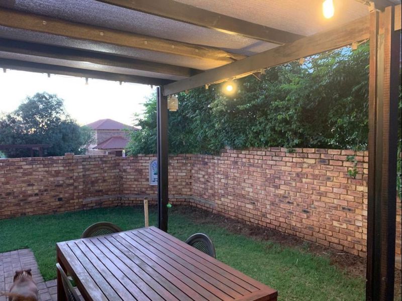 Three Bedroom House for rental in Kyalami - Photo 1