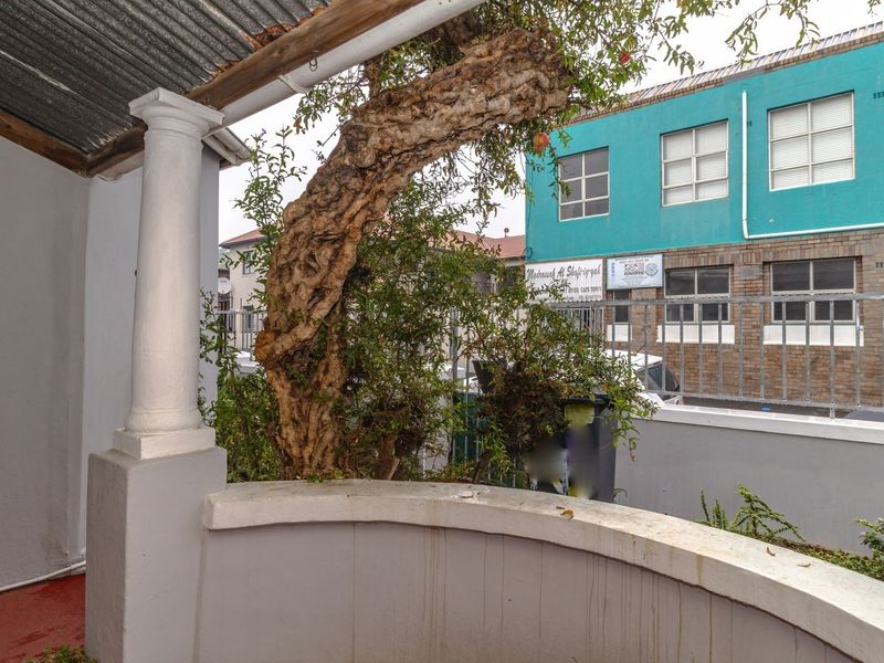 House For Sale in Salt River, Cape Town - Photo 1