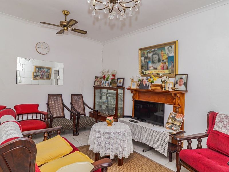 House For Sale in Salt River, Cape Town - Photo 4