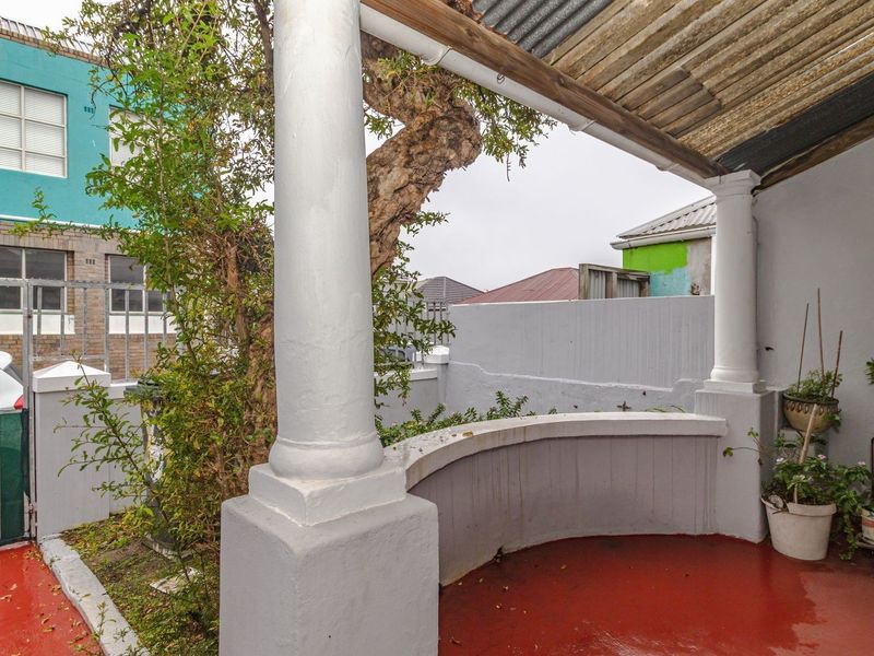 House For Sale in Salt River, Cape Town - Photo 2