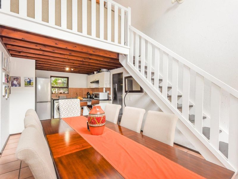 Apartment For Sale in Sandton - Photo 1