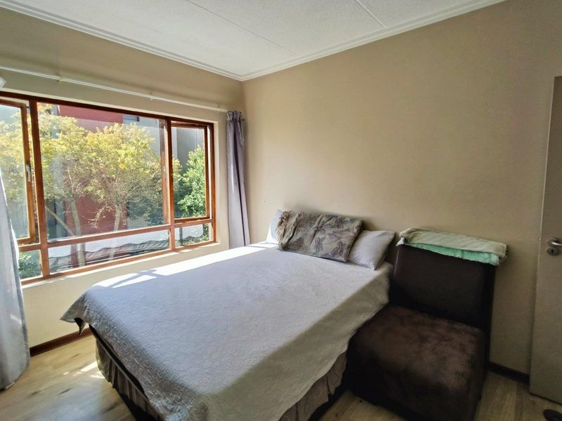 Apartment For Sale in Lonehill, Sandton - Photo 7