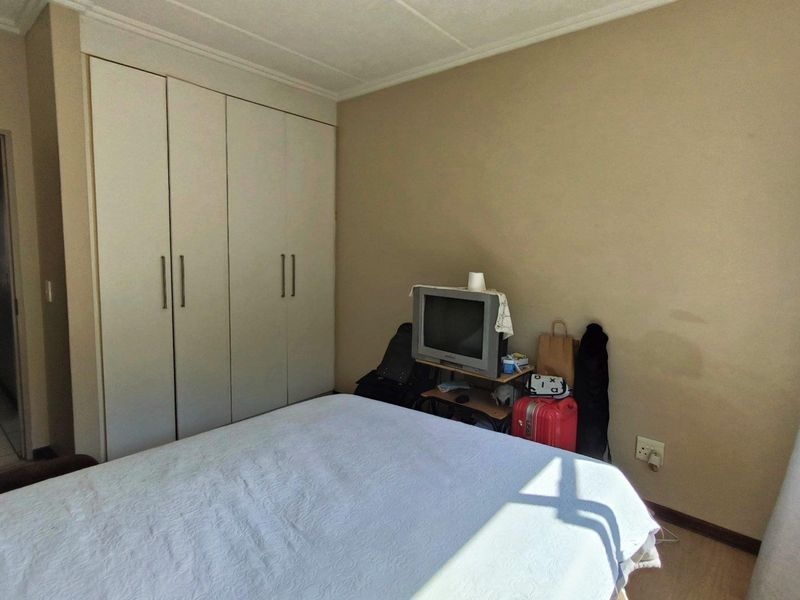 Apartment For Sale in Lonehill, Sandton - Photo 8