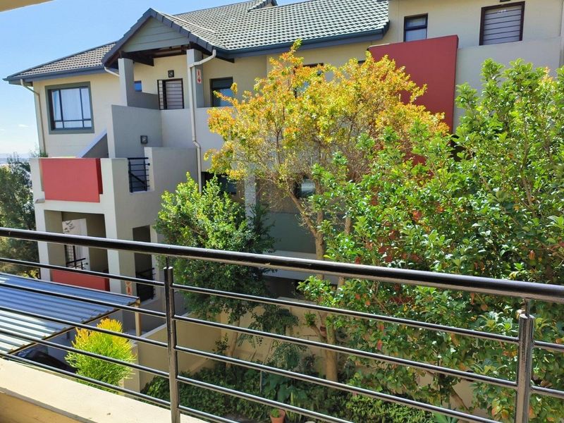 Apartment For Sale in Lonehill, Sandton - Photo 4