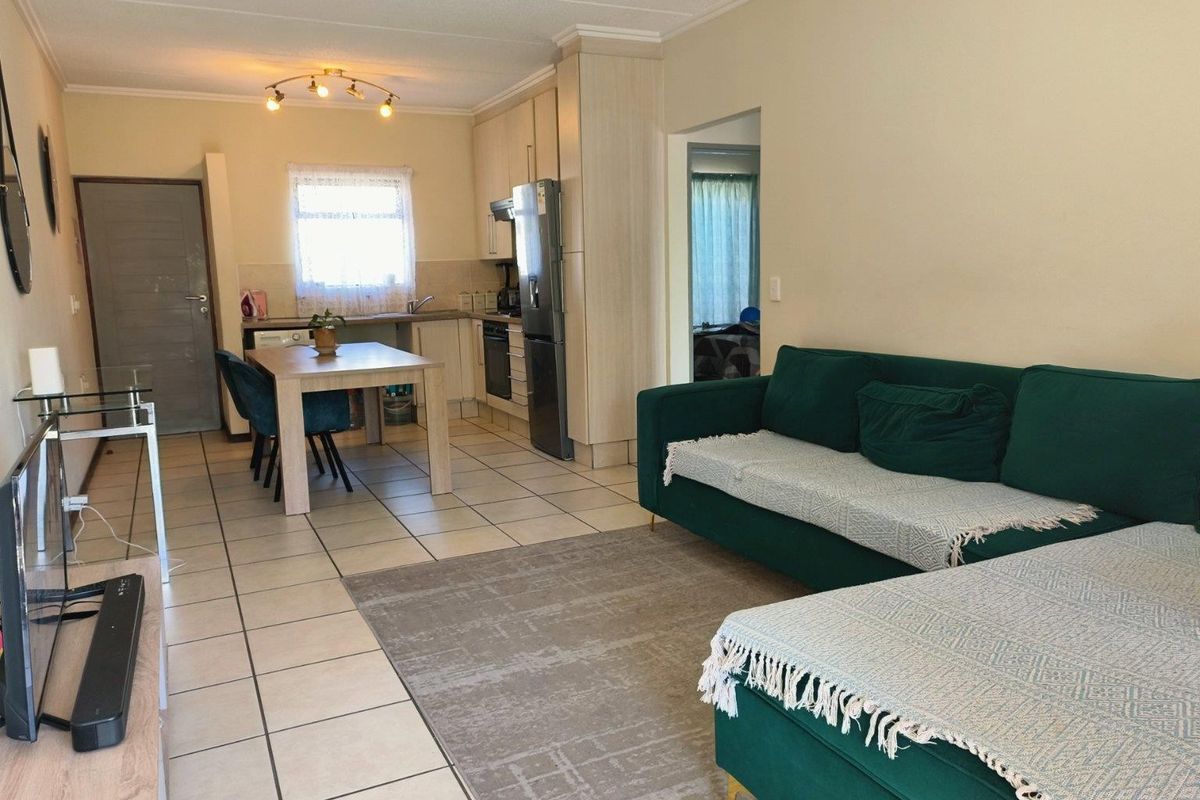 Apartment For Sale in Lonehill, Sandton - Photo 4