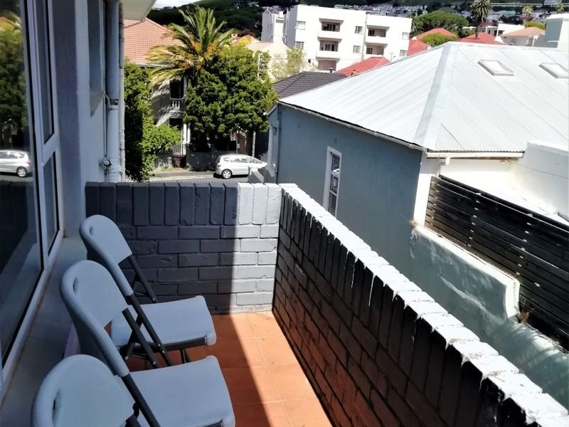 Furnished One Bedroom Apartment - Photo 3