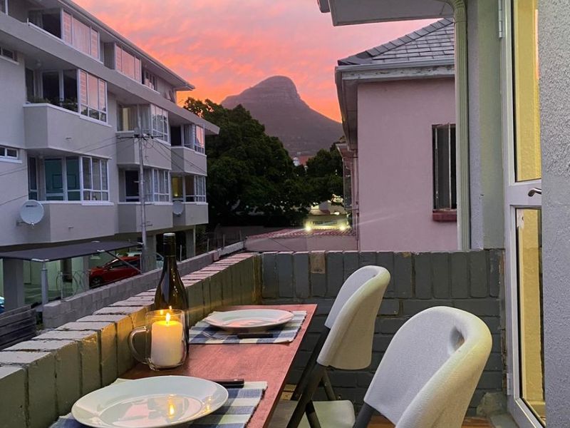 Furnished One Bedroom Apartment - Photo 2