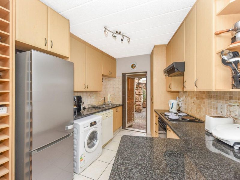 Apartment For Sale in Jukskei Park, Randburg - Photo 6