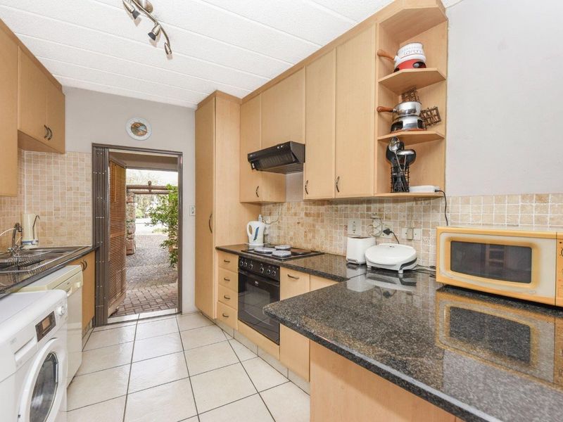 Apartment For Sale in Jukskei Park, Randburg - Photo 7