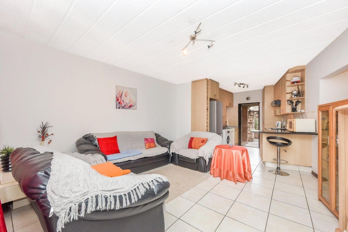 Apartment For Sale in Jukskei Park, Randburg - Photo 5
