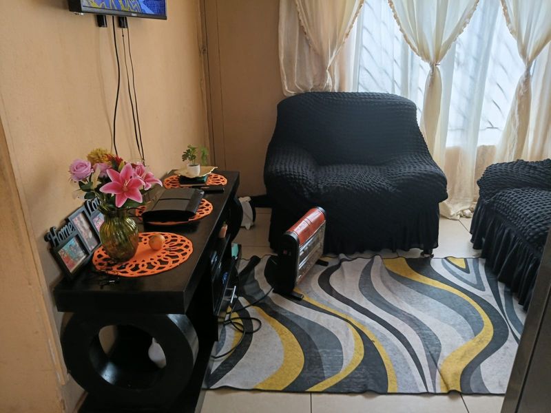 House for sale in Protea Glen ext 3 - Photo 6