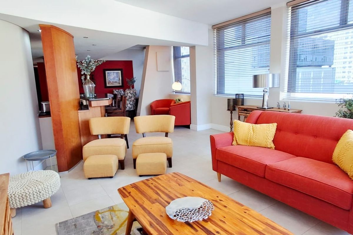 2 Bed furnished Apartment To Rent in Cape Town City Centre - Photo 3