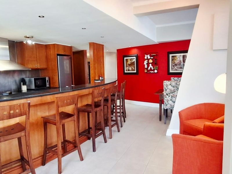 2 Bed furnished Apartment To Rent in Cape Town City Centre - Photo 5