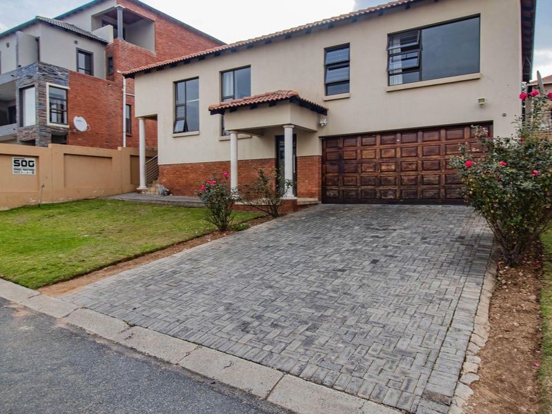 House For Sale in South Crest, Alberton - Photo 4
