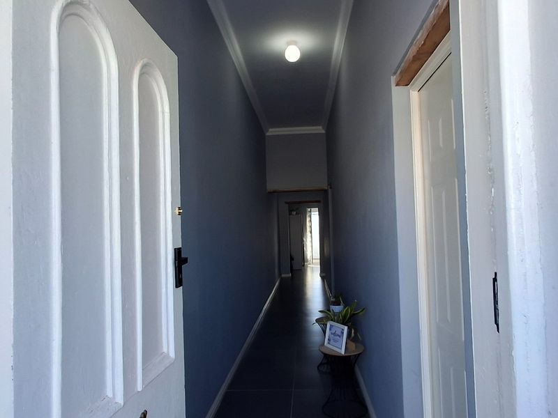 4 bedroom House To Rent in Observatory, Cape Town - Photo 4