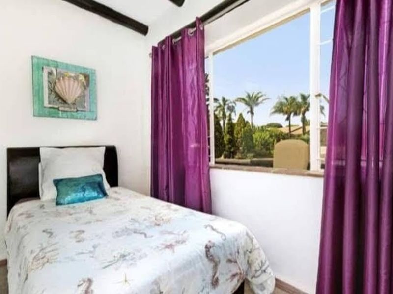 Townhouse For Sale in Roodekrans, Roodepoort - Photo 1