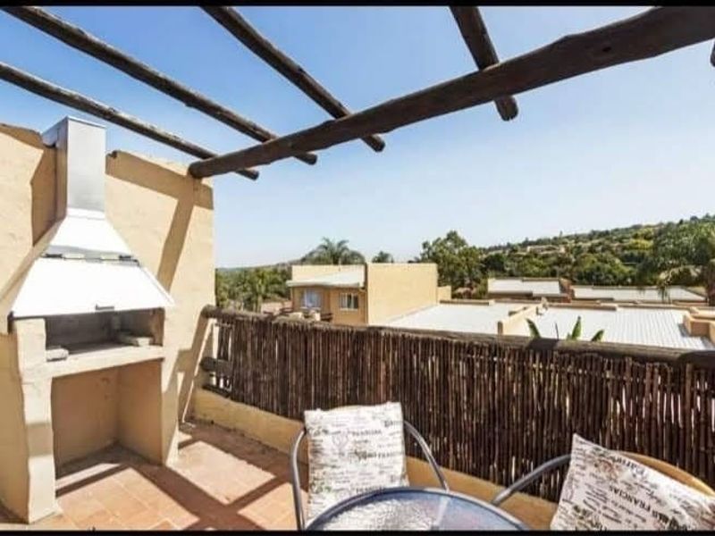 Townhouse For Sale in Roodekrans, Roodepoort - Photo 5