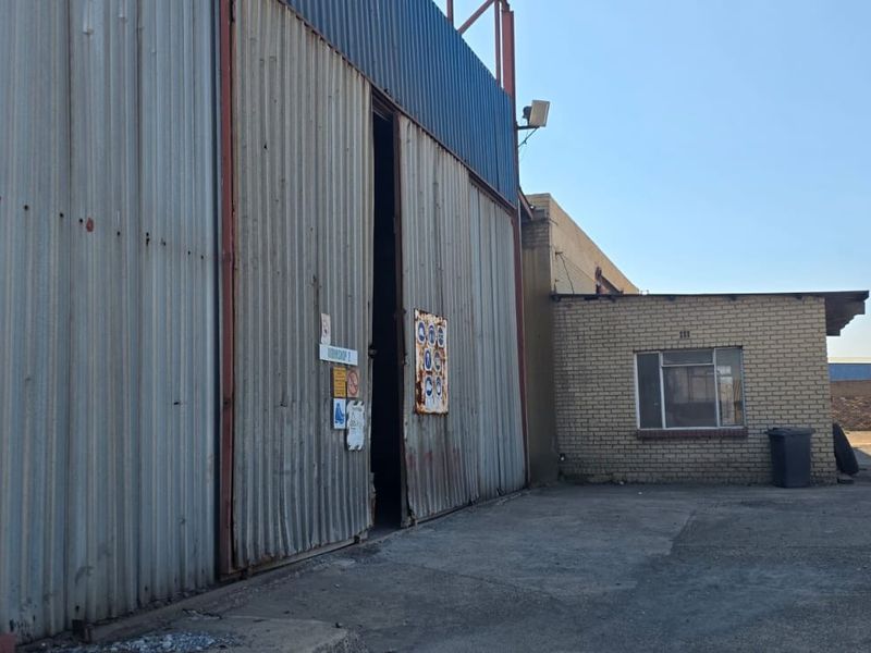 Industrial Property For Sale in Ferrobank, Witbank - Photo 2